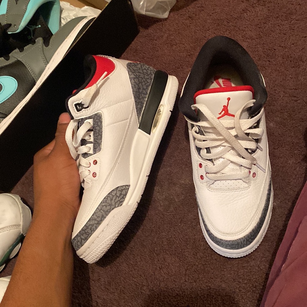 Shoes - Picture 4 of 4